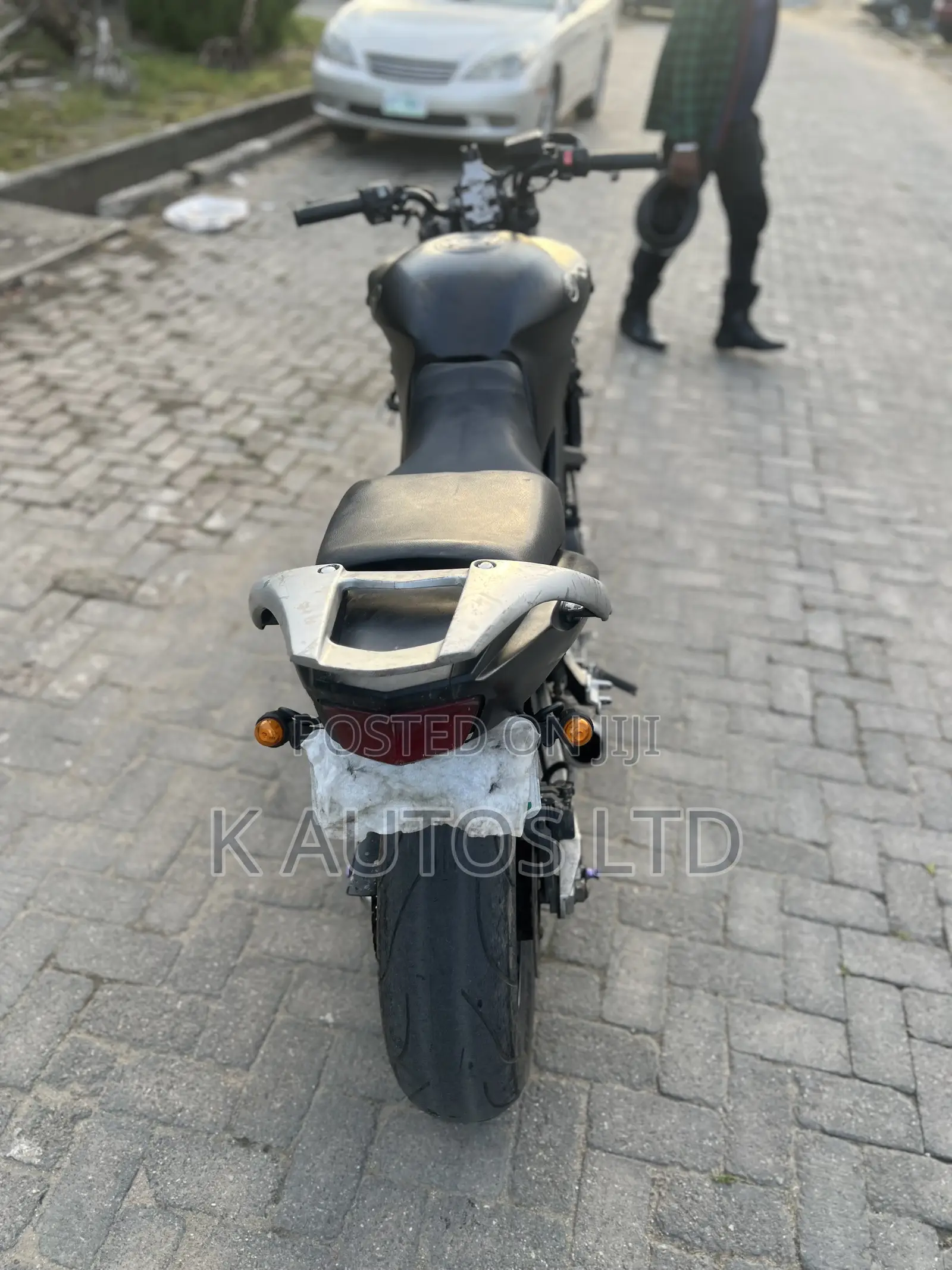 Yamaha 2011 Black