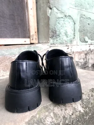 Dressing Shoe