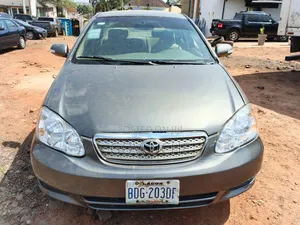 Toyota Corolla LE 2004 Gray
