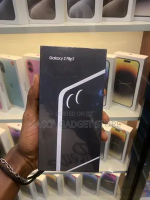New Samsung Galaxy Z Flip7 256 GB Black