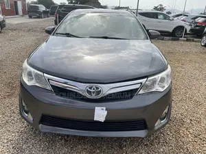Toyota Camry LE 4dr Sedan (2.5L 4cyl 6A) 2013 Gray