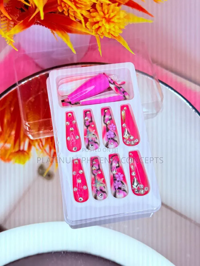 Press on Nail and Glue (Adhesive Artificial Nails)