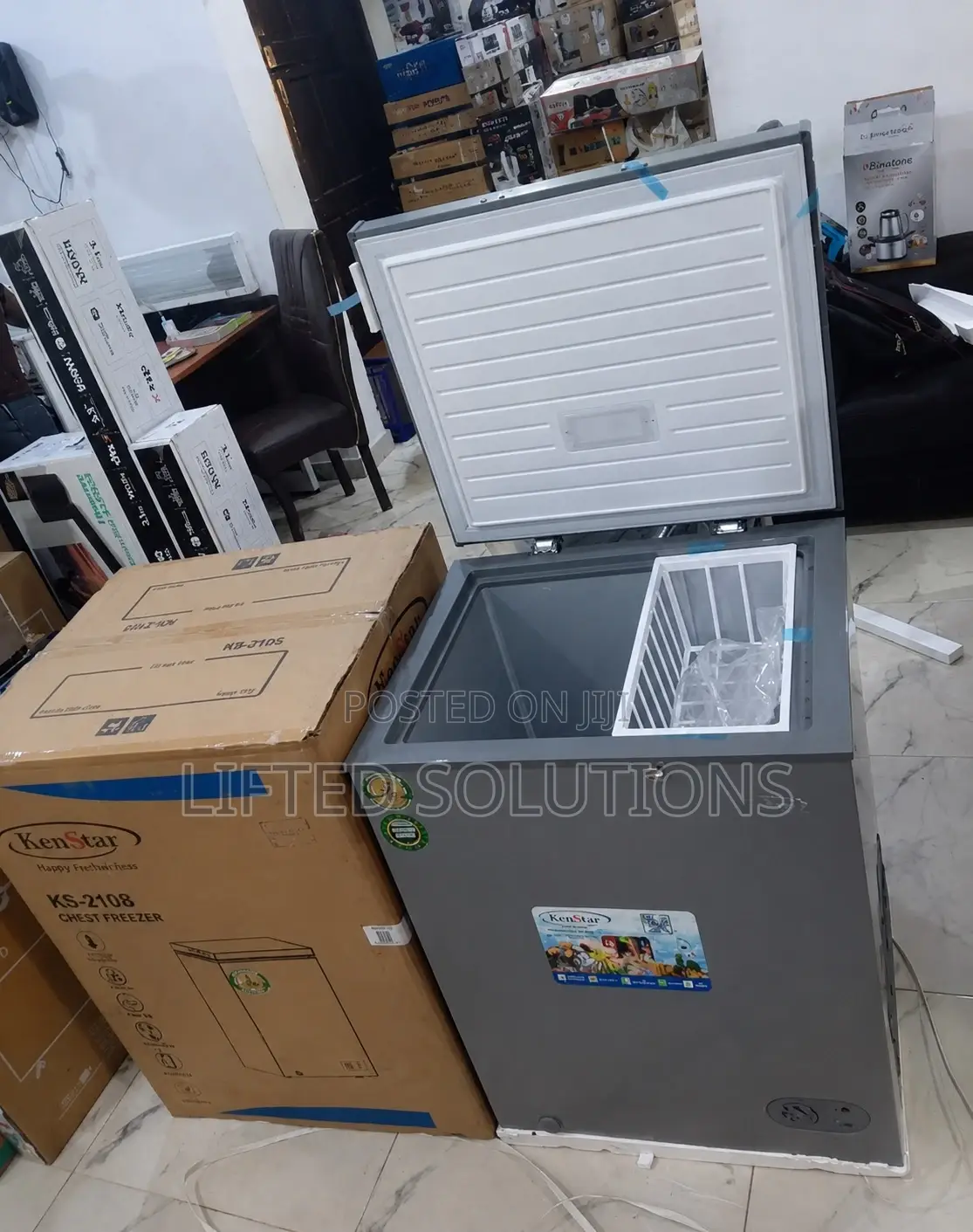 Kenster 150l Standalone Chest Freezer