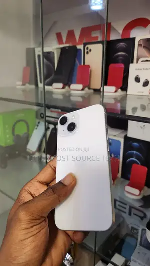 Apple iPhone 15 128 GB White