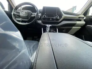 Toyota Highlander Limited 2021 Black