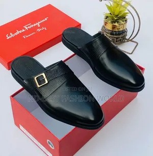 Quality Leather Ferragamo Half Shoe