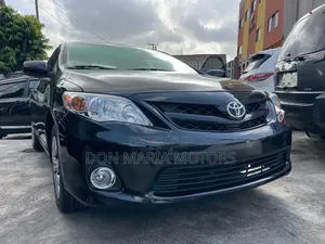 Toyota Corolla LE 4dr Sedan (1.8L 4cyl 4A) 2012 Black