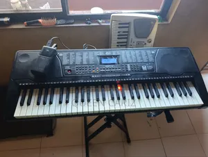 Uk Used Huxley GST-91 Keyboard With Transpose Split Sustain