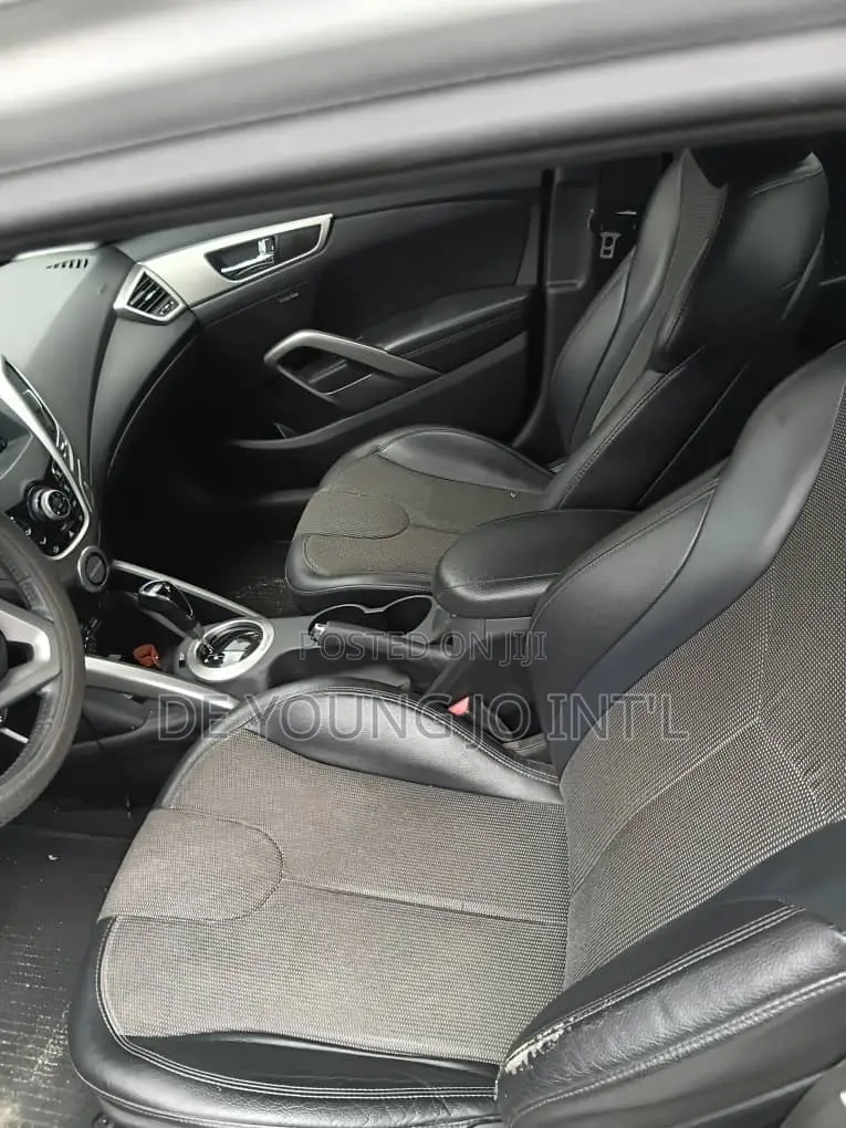 Hyundai Veloster 2013 Silver