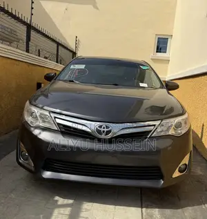 Toyota Camry 2014 Gray