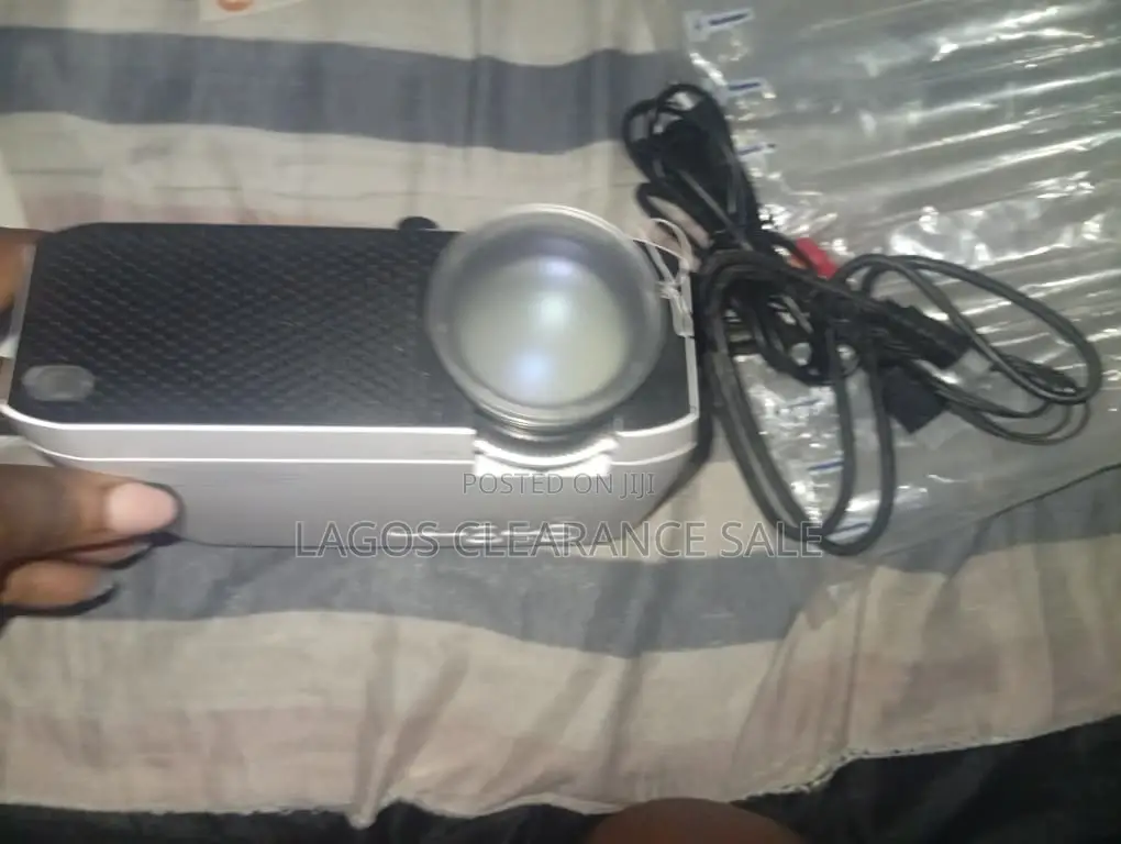 Apeman Projector