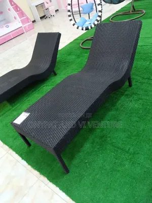 Rattan Made Beach and Pool Bed