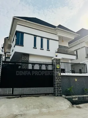 4bdrm Duplex in Thomas Estate for sale