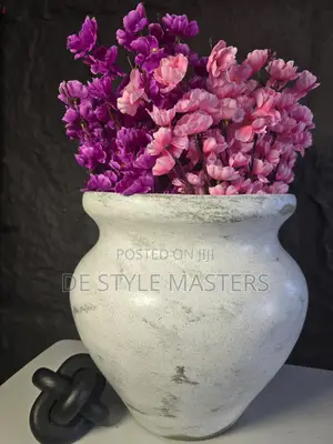 Quality Fiber Decorative Vases