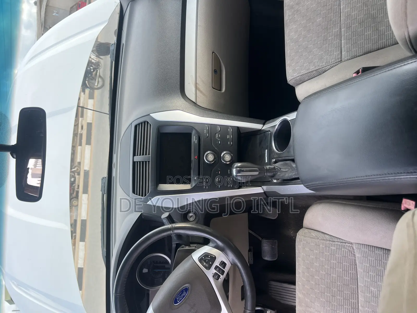 Ford Explorer 2012 White