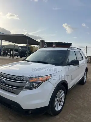 Ford Explorer 2012 White