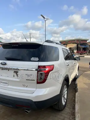 Ford Explorer 2012 White