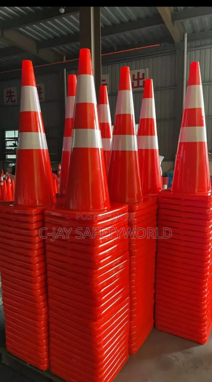Safety Cone (70cm)