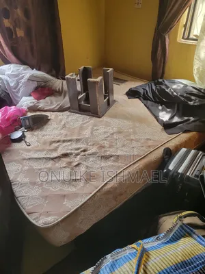 Neatly Usee Bed