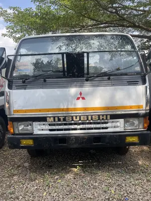 Mitsubishi Truck Tokunbo