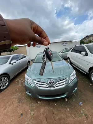 Toyota Camry 2009 Green