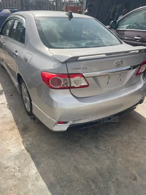Toyota Corolla 2012 Silver
