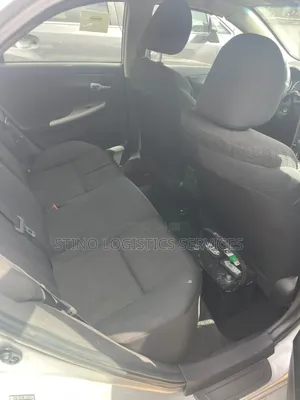 Toyota Corolla 2012 Silver