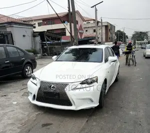 Lexus IS 2017 White