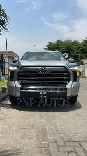 Toyota Tundra Limited Double Cab 6.5' Bed 2024 Silver