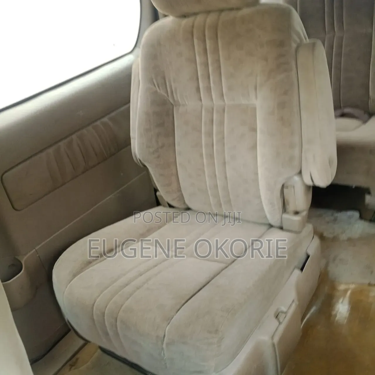 Toyota Sienna 2000 Silver