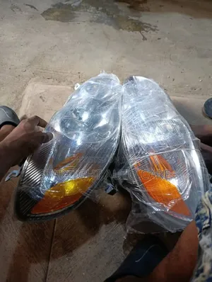 Headlights Toyota Corolla 2005 Tokunbo Set
