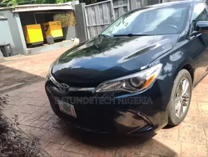Toyota Camry SE 4dr Sedan (2.5L 4cyl 6A) 2015 Blue