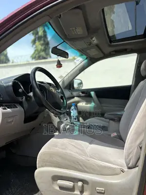 Toyota Highlander 4x4 2008 Red