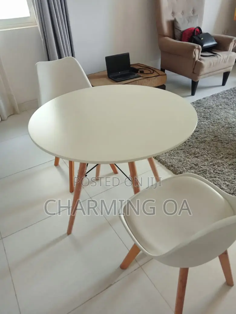 Round Dining Table With 2 Chairs