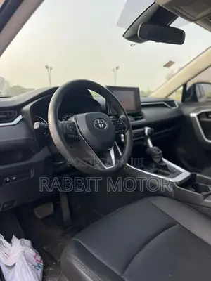 Toyota RAV4 2019 Maroon