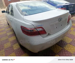 Toyota Camry LE V6 4dr Sedan (3.5L 6cyl 6AM) 2007 White