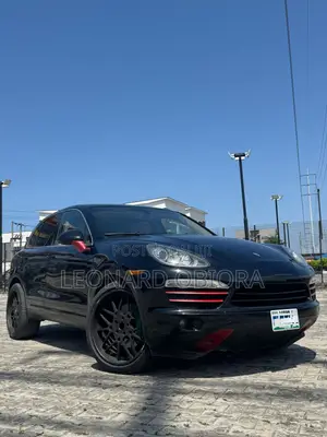 Porsche Cayenne S 2012 Black