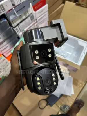 2 Point Solar Camera