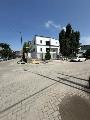 2bdrm Apartment in Lekki Expressway for sale