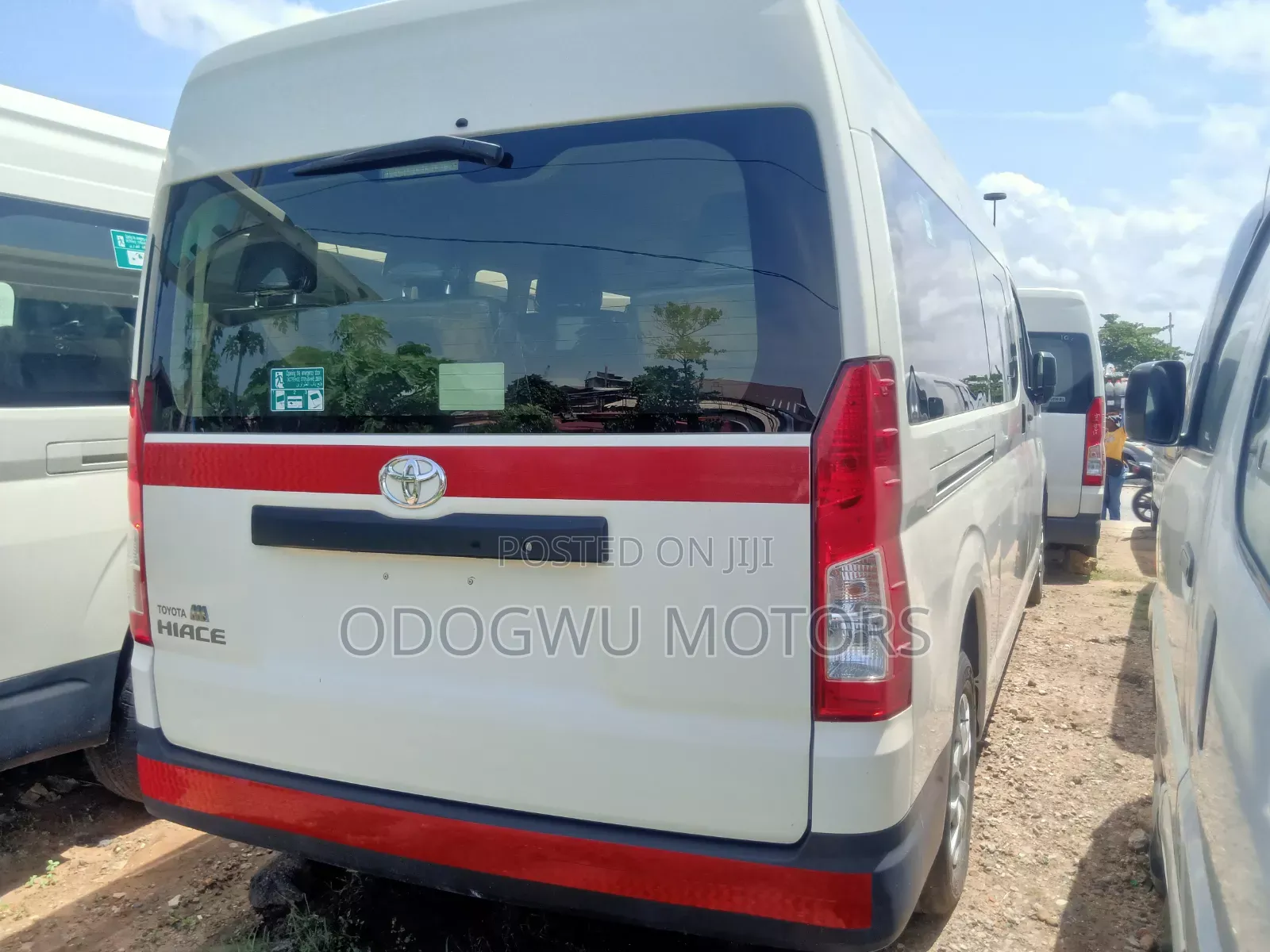 Toyota HiAce 2023 White