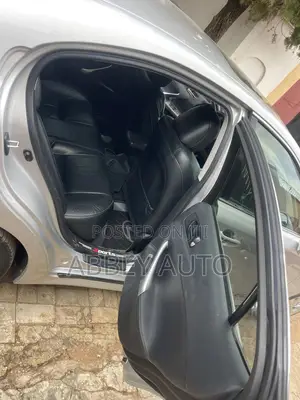 Lexus IS 2010 Silver