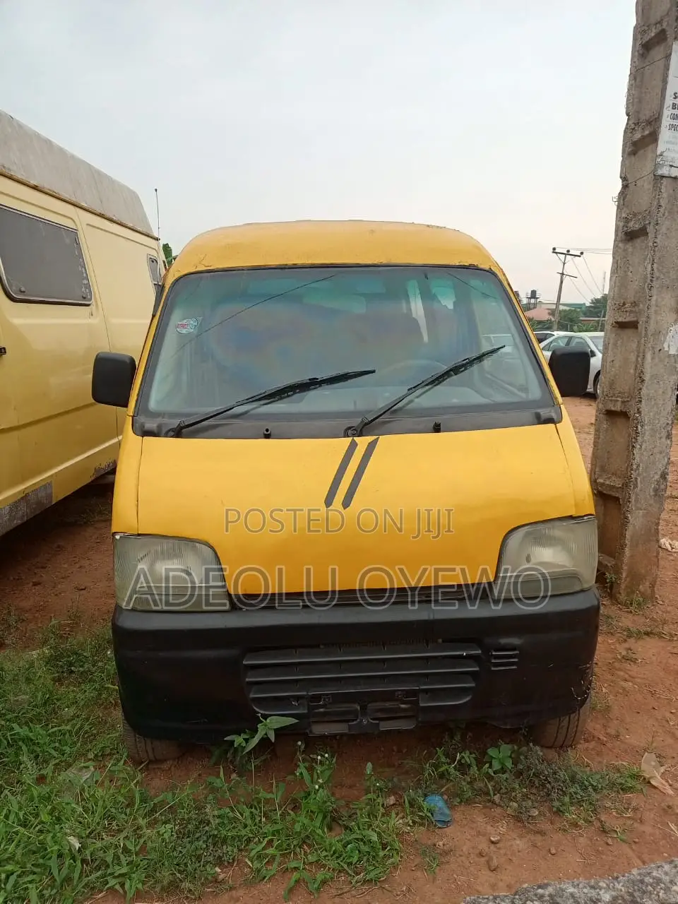 Suzuki Every 2000 Yellow