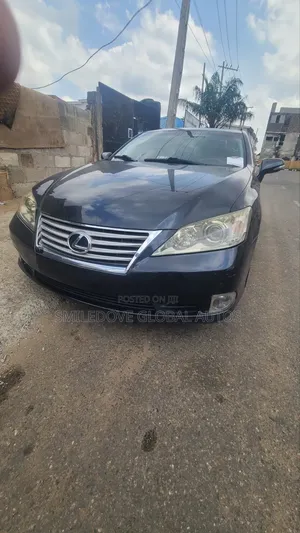 Lexus ES 2012 Gray
