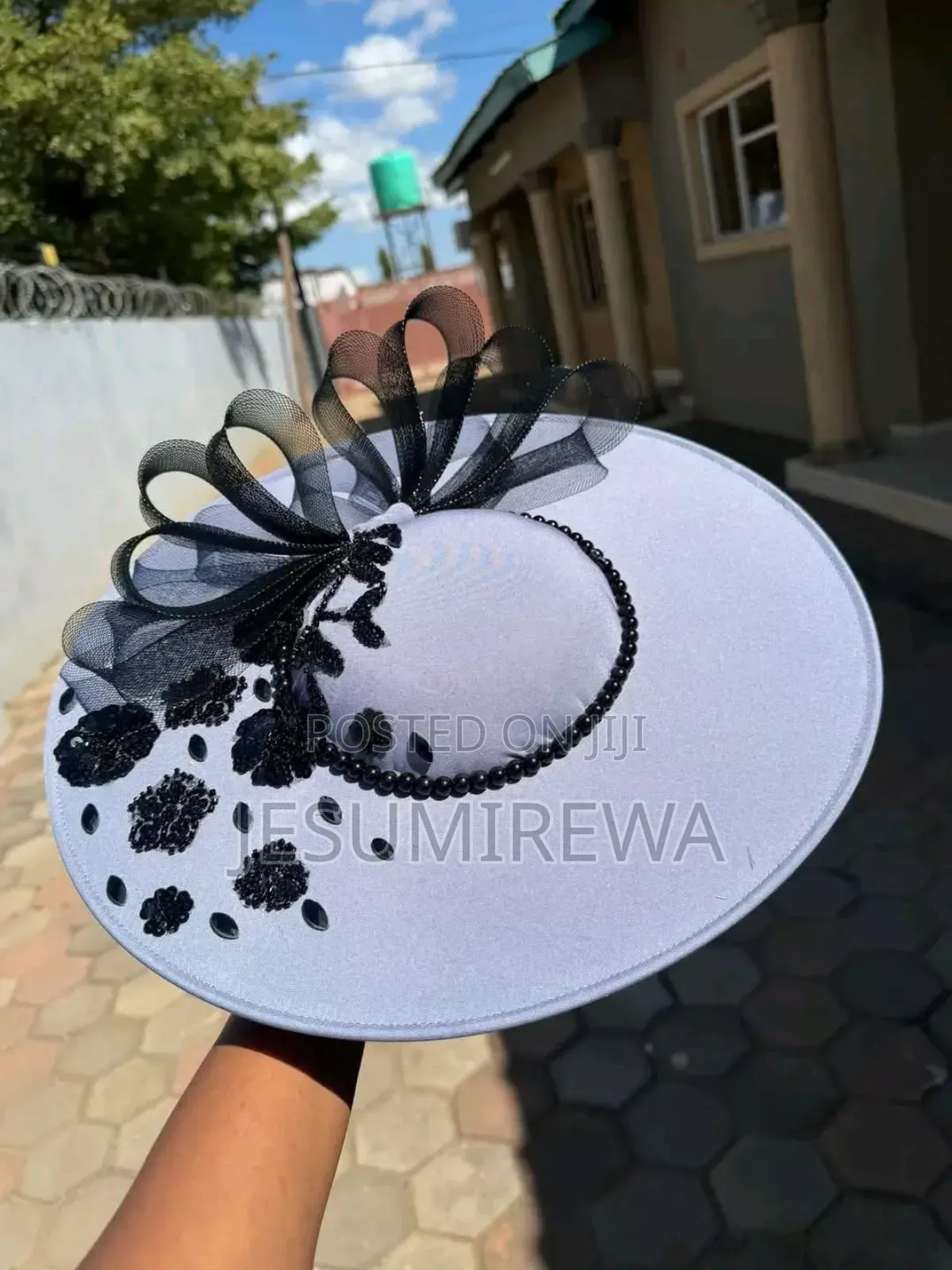 Fascinator