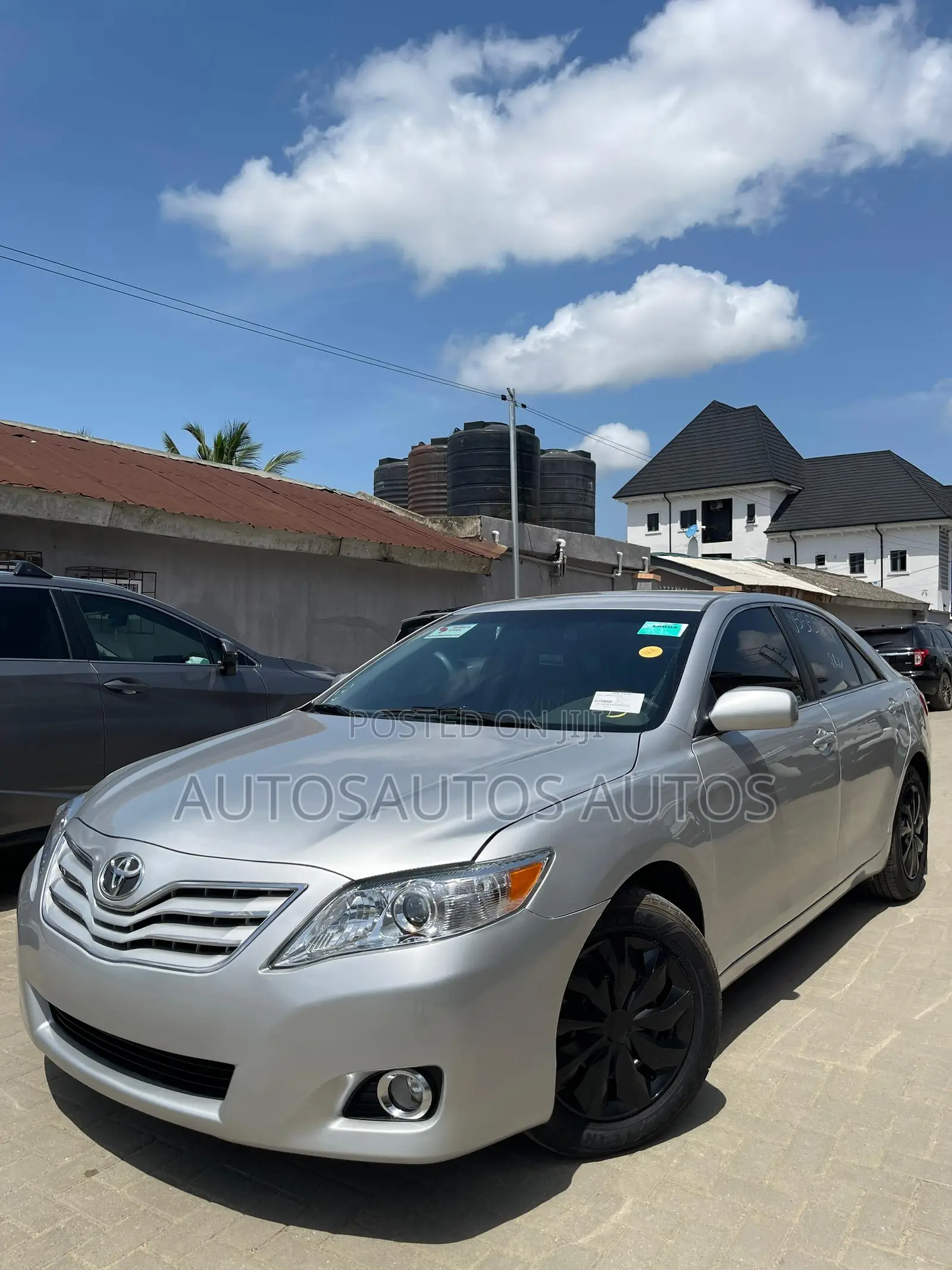 Toyota Camry 2010 Silver