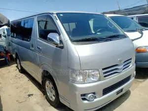 Toyota HiAce 2008 Silver