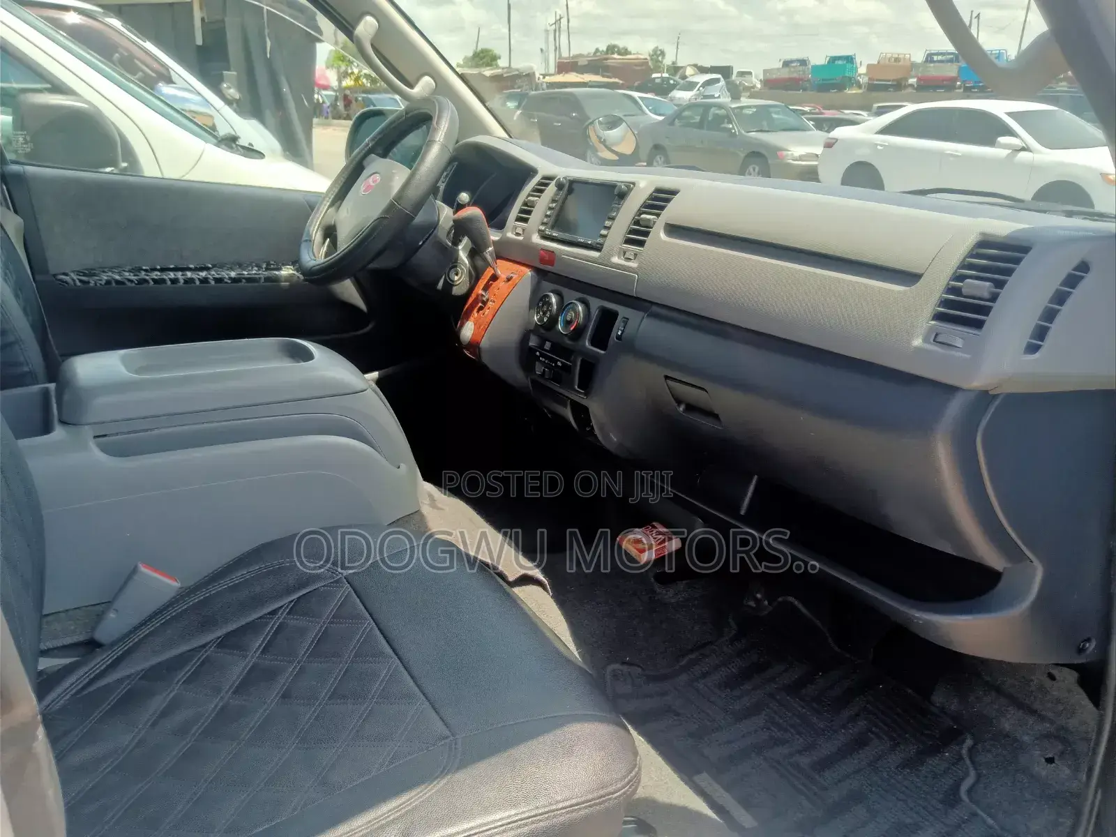 Toyota HiAce 2008 Silver