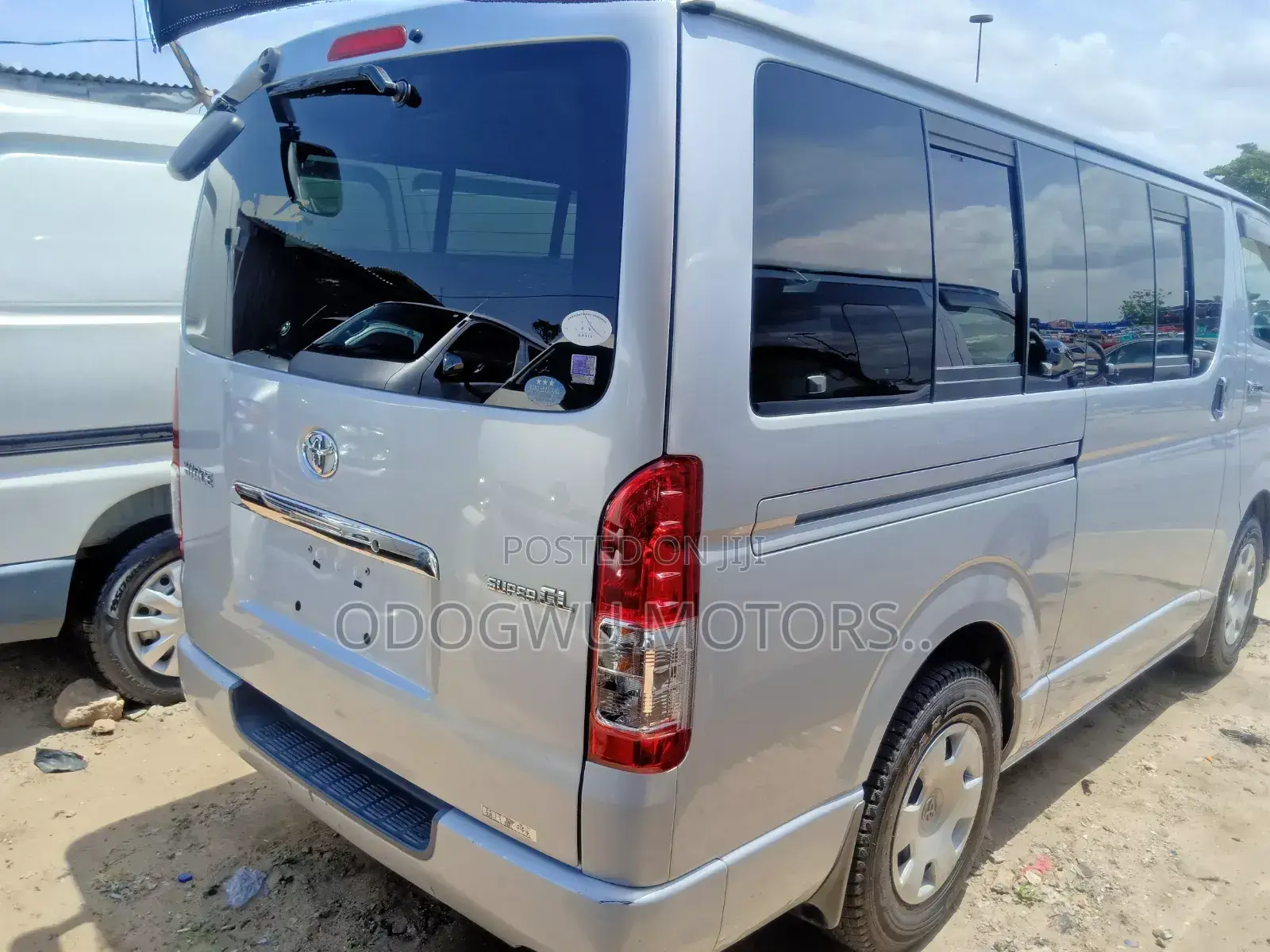 Toyota HiAce 2008 Silver