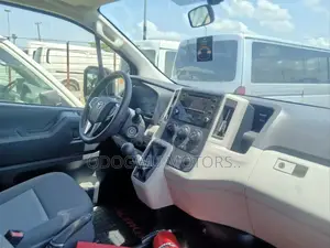 Toyota HiAce 2021 White