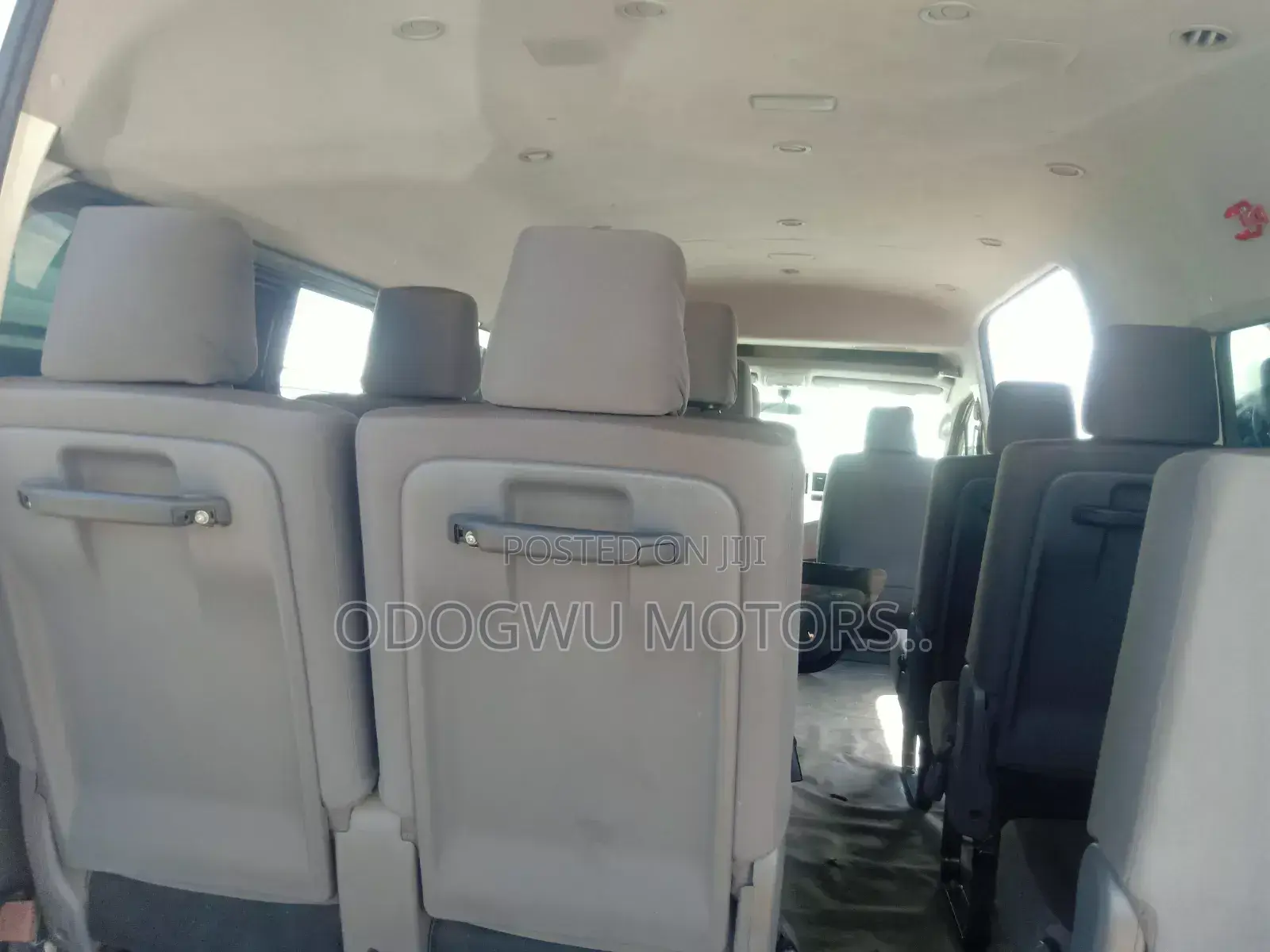 Toyota HiAce 2021 White